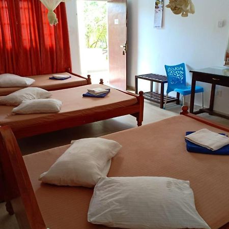 Hotel Senora Kataragama Luaran gambar