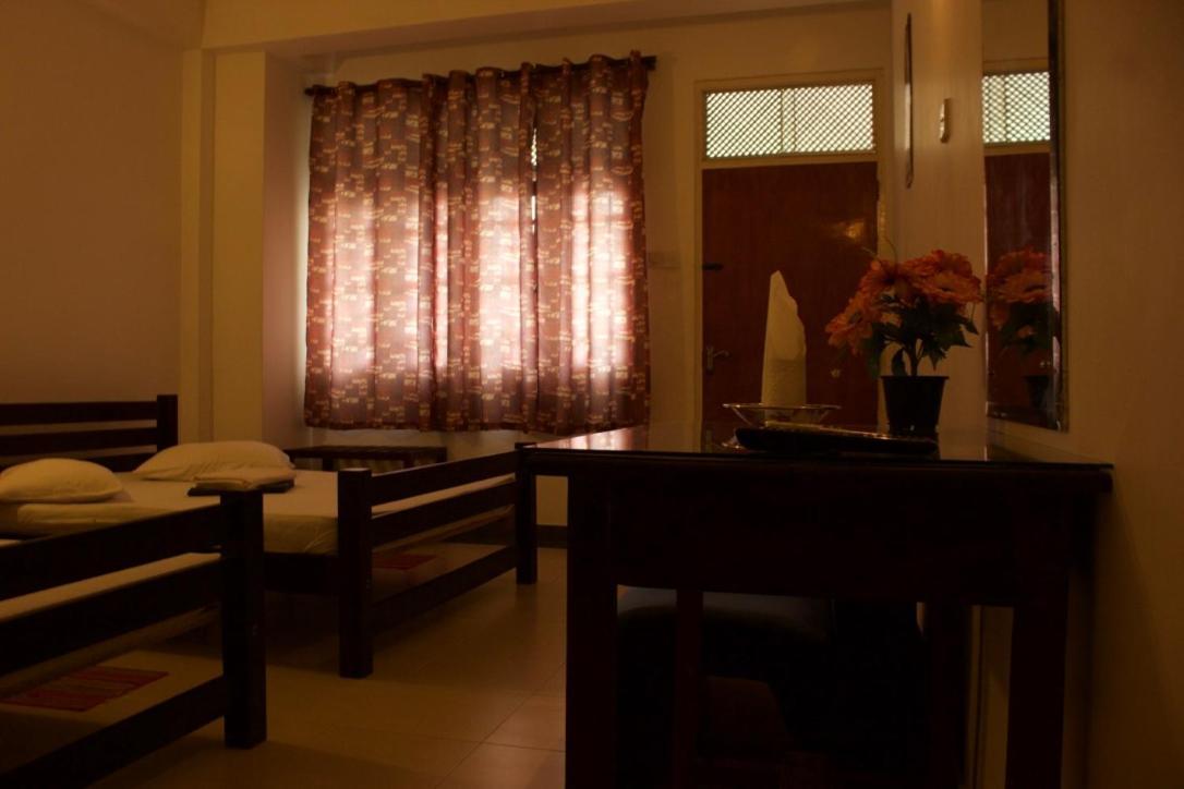 Hotel Senora Kataragama Luaran gambar