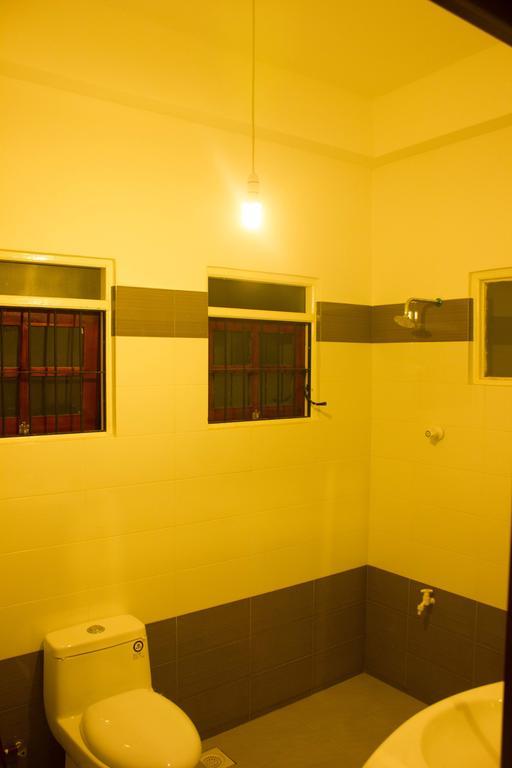 Hotel Senora Kataragama Bilik gambar