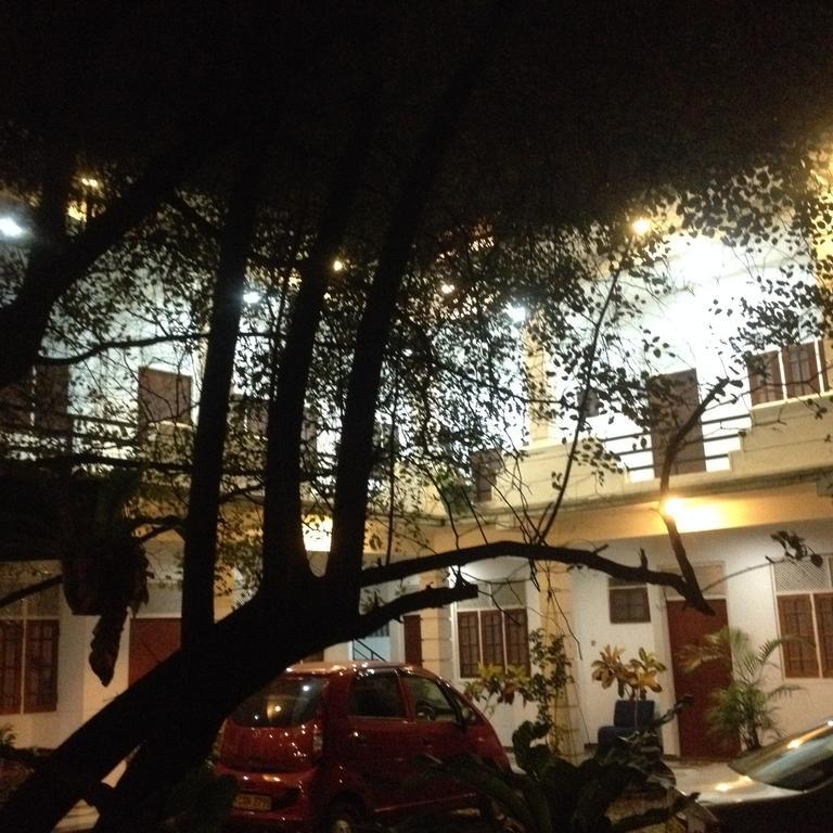Hotel Senora Kataragama Luaran gambar