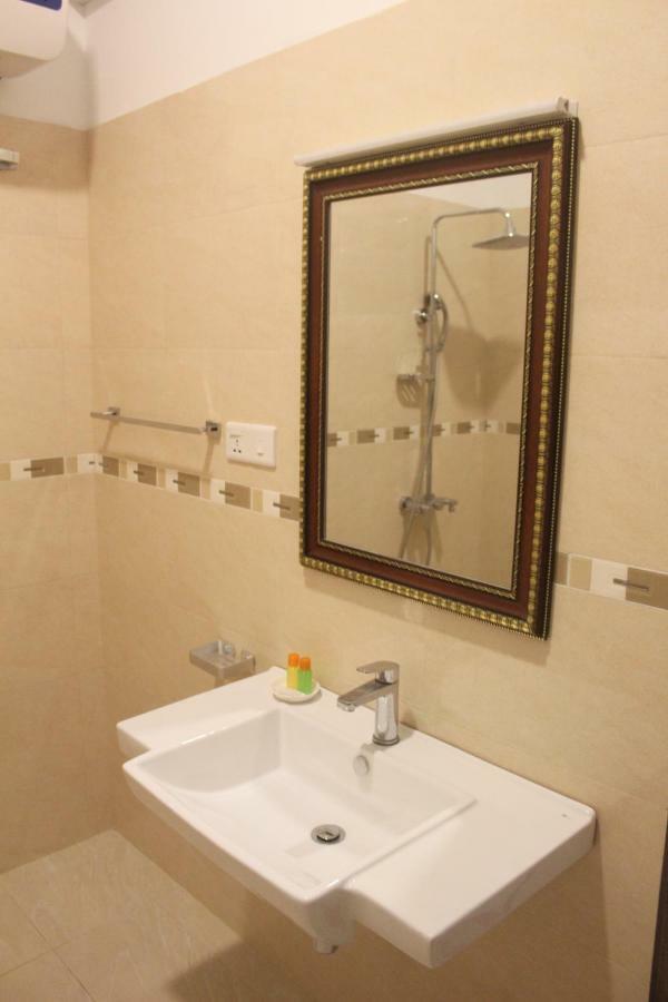 Hotel Senora Kataragama Luaran gambar