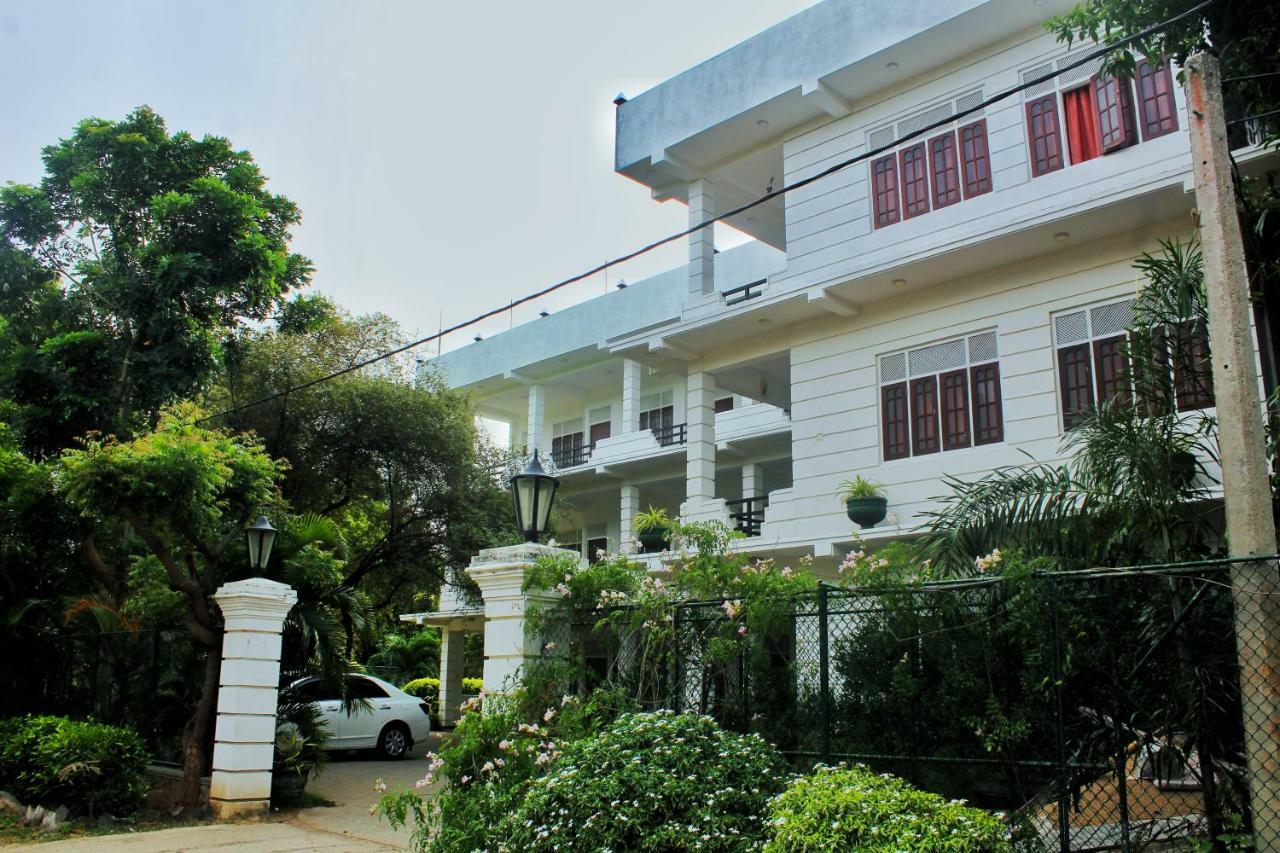 Hotel Senora Kataragama Luaran gambar